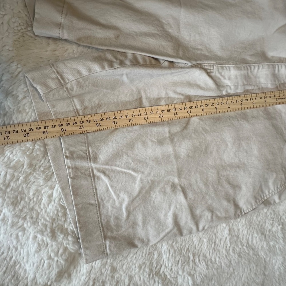 Chaps Men's Flat Front Shorts Size 40 Khaki Tan Stretch Cotton Chino 9" Inseam - Picture 3 of 5